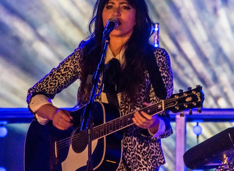 KT TUNSTALL